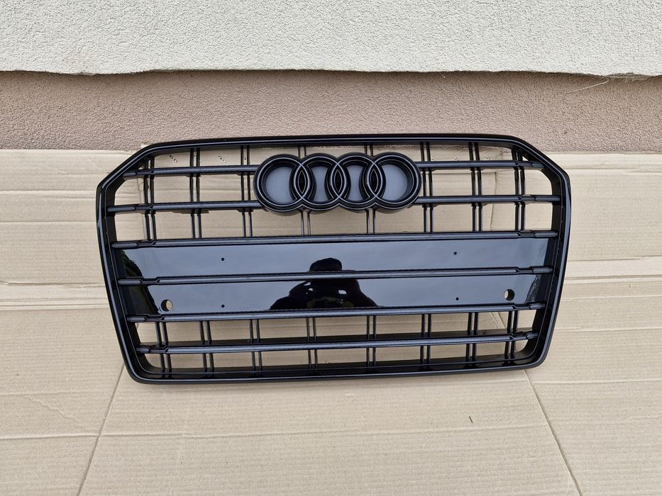 Grila centrala Audi A6 C7 S-line facelift 2014-2018 NOUA