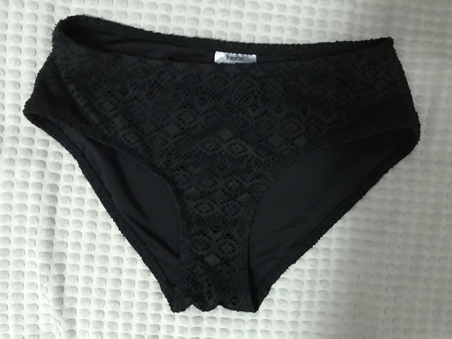 Costum baie gravide