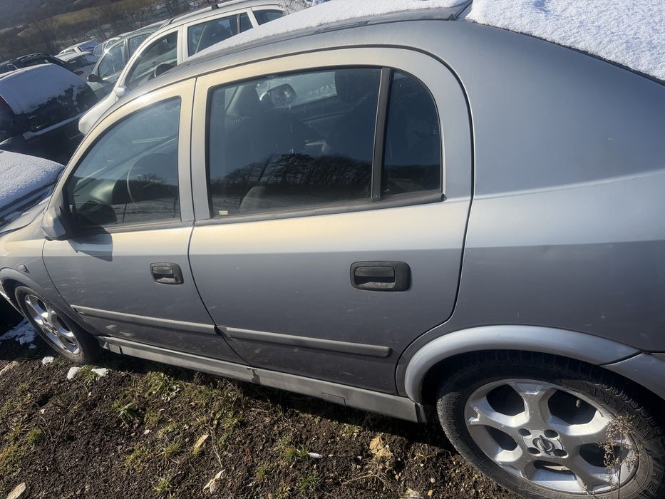 Dezmembram Opel Astra G,2004