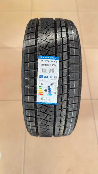 255/45 R20 TRIANGLE (Триангл) PL02 липучка зимние
