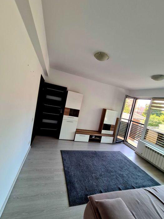 proprietar, 2 camere de inchiriat, centrala, ac, bloc 2014, Brancoveanu la 6 min de mers pana la metrou/parc/amfiteatru UMFDC. posibilitate parcare