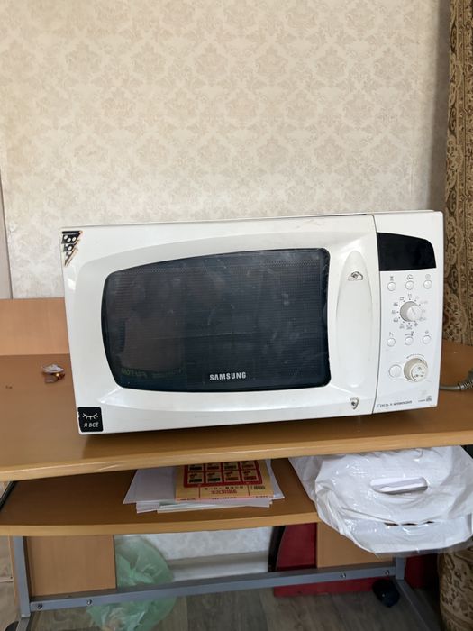 Продам Микроволновку б/у