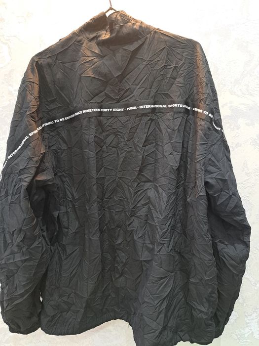 Куртка мужской легкий.