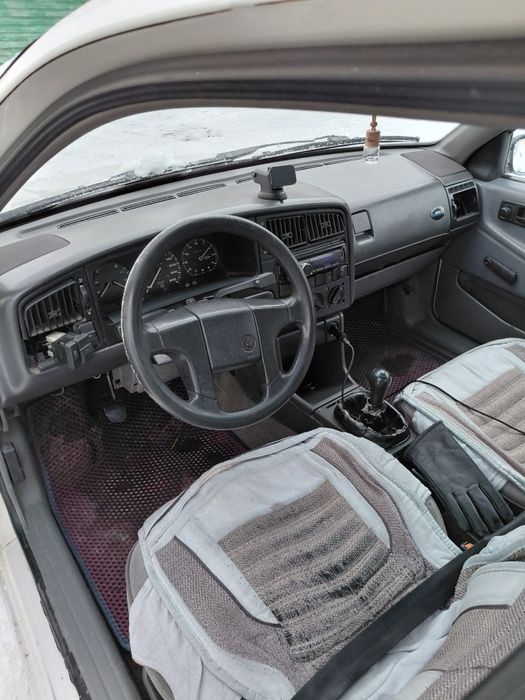 Пассат Б3 срочно продам