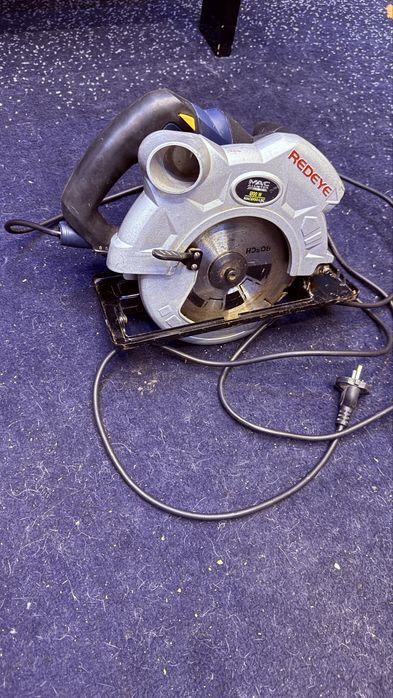 Fierastrau Circular cu laser