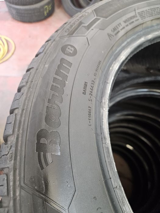 Гуми 235/55/17 Всесезонни