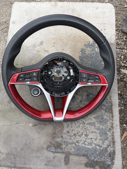 Волан за Alfa Romeo Stelvio 2019год.