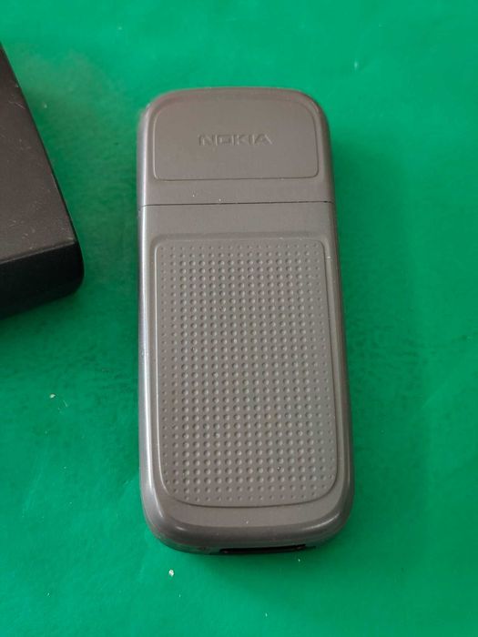телефон nokia 1208