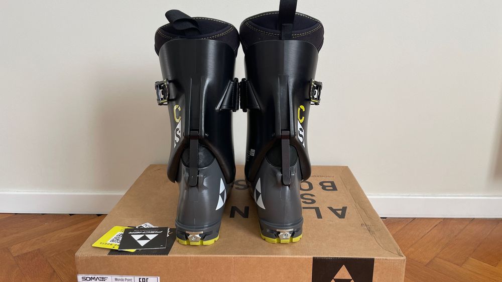 Fischer Traverse CS 2025 Ски обувки, Туринг