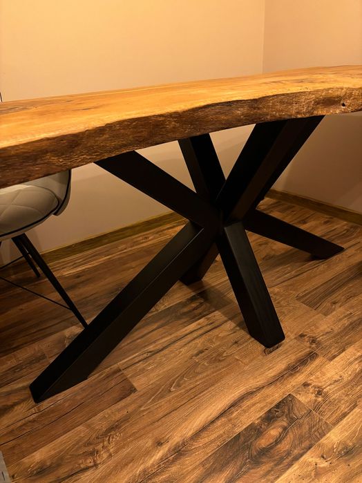 Трапезна маса дъб