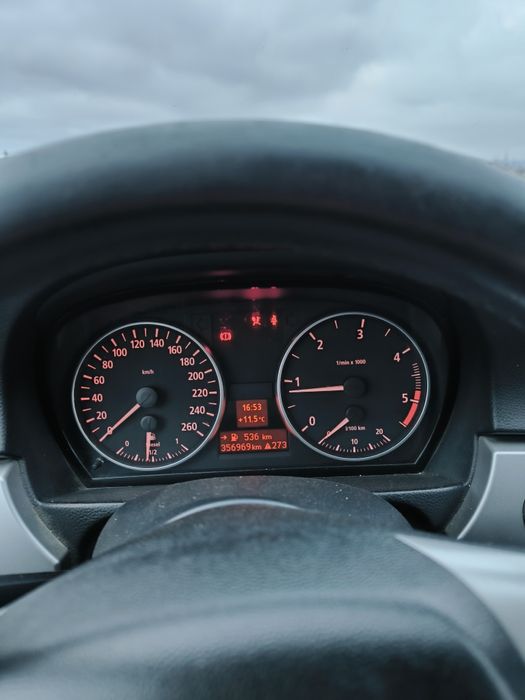Vând sau schimb  BMW seria 3 E90