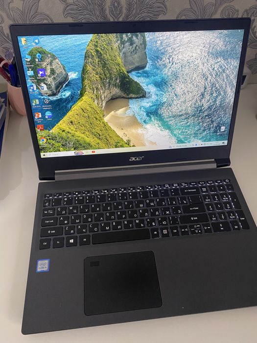 Продается Ноутбук Acer, Принтер HP Smart Tank 500.