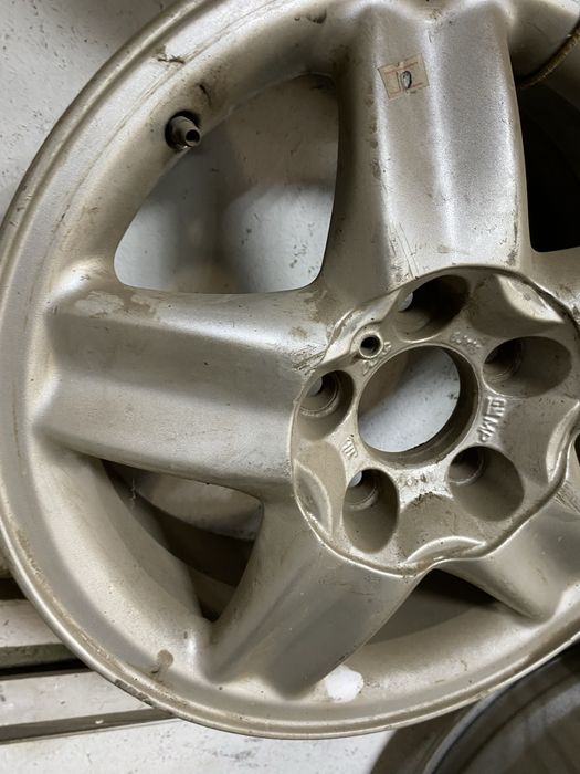 На 15 5/112  1 шт в нал