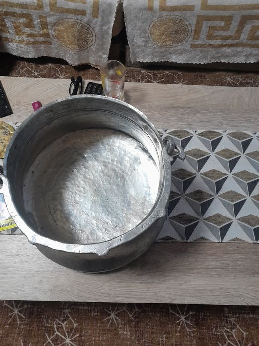Голям котел продавам