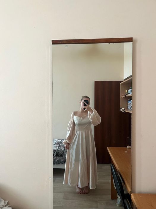 Продаю платье срочно