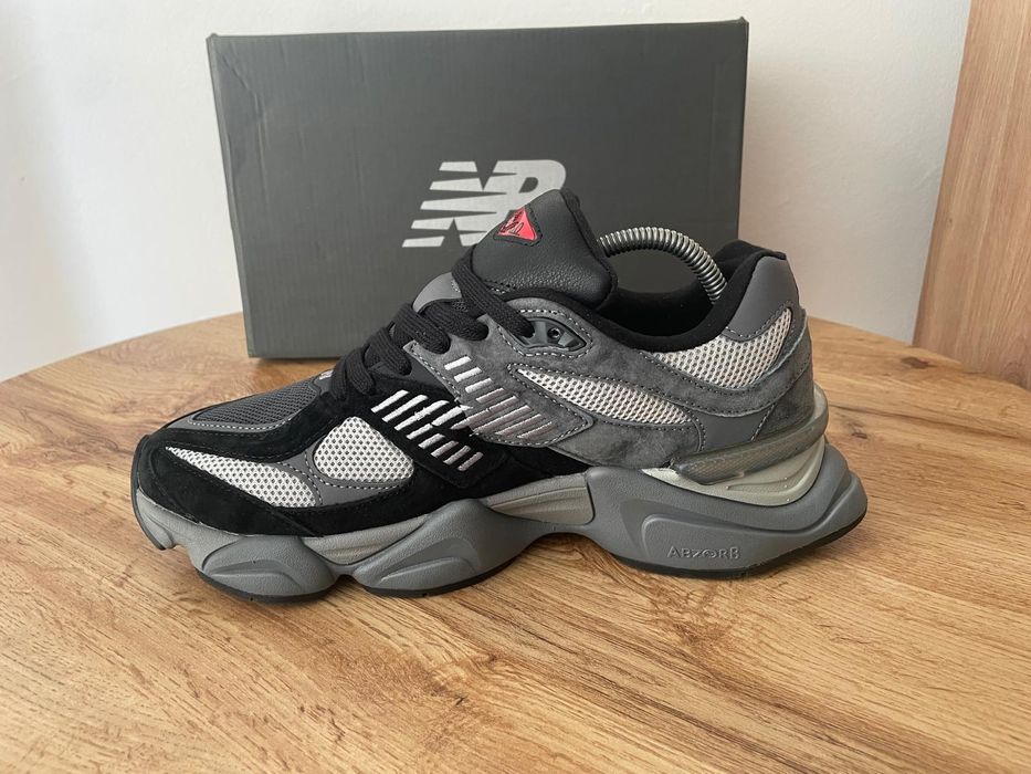 NEW  BALANCE 9060 sneakers nr 41 - 43