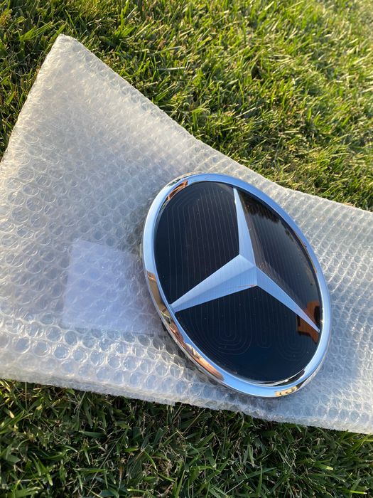 Emblema distronic grila cu incalzire Mercedes A0008880500