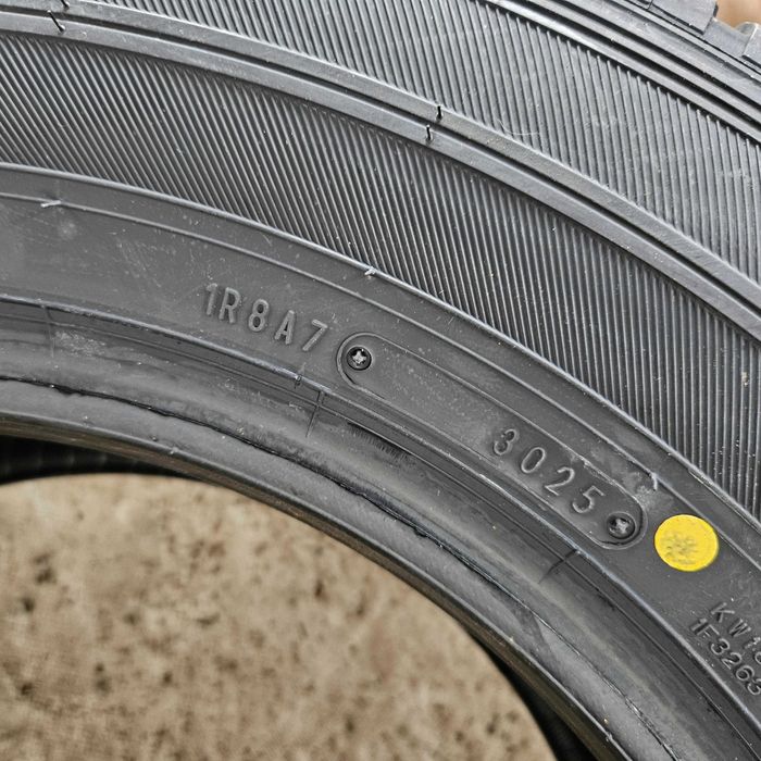 4 Нови бусови всесезонни гуми 235/65R16C Falken EuroAllSeason VAN11 121R DOT3025