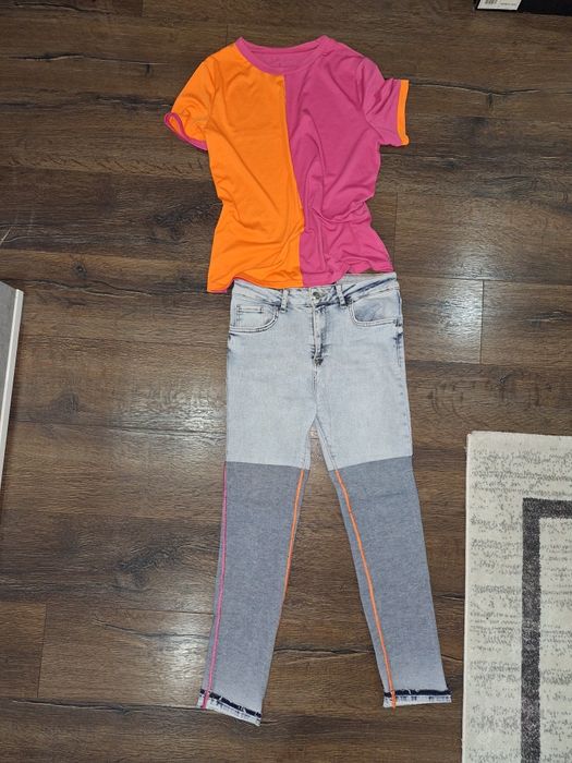 Дамски дънки и тениска