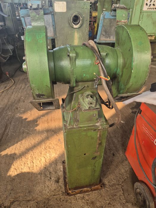 Polizor trifazic pentru pietr pina la 300mm