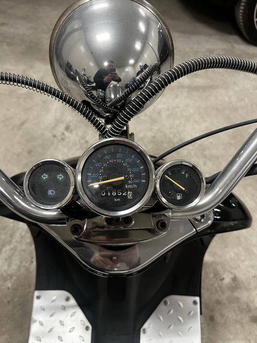 ZNEN Aurora S 125 – 1850 km REALI  – Acte pregătite (NU Vespa Aprilia Custom Habana Mojito )