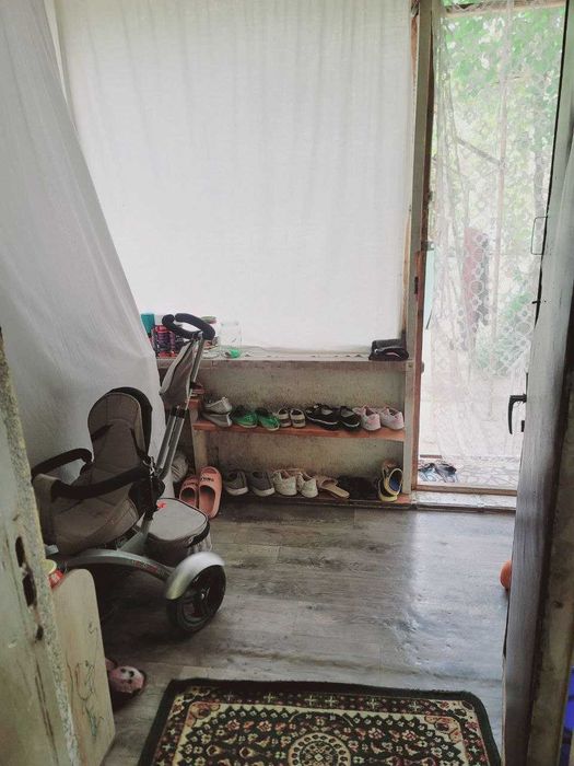 1 / 1 / 4 Комнат. Чиланзар-20 Кв. Общежитие 24 м2. С Огородом