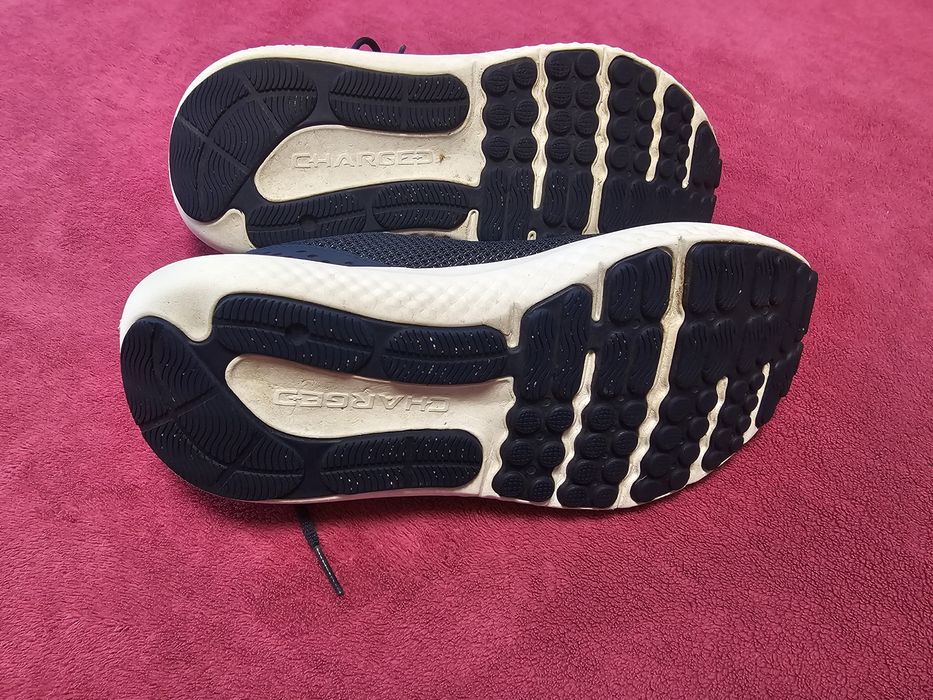 UNDER ARMOUR Обувки UA Charged Surge 4, 42 номер/26.5см