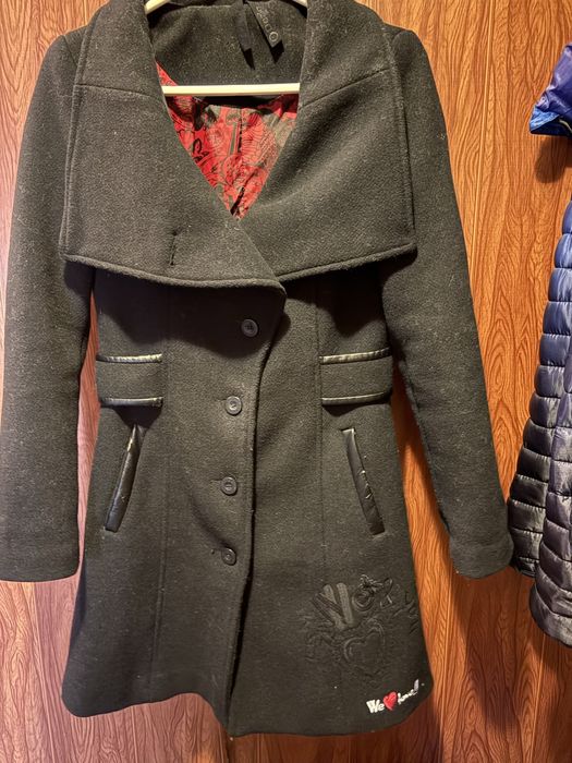 Вълнено палто Desigual