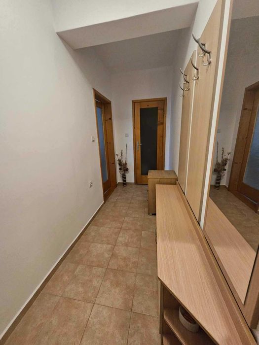 Продава се Двустаен апартамент в Русе, Възраждане - 80 кв.м за 1600 €/кв.м - Снимка #2