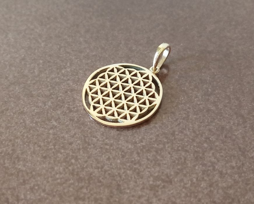 Златна висулка "цветето на живота"