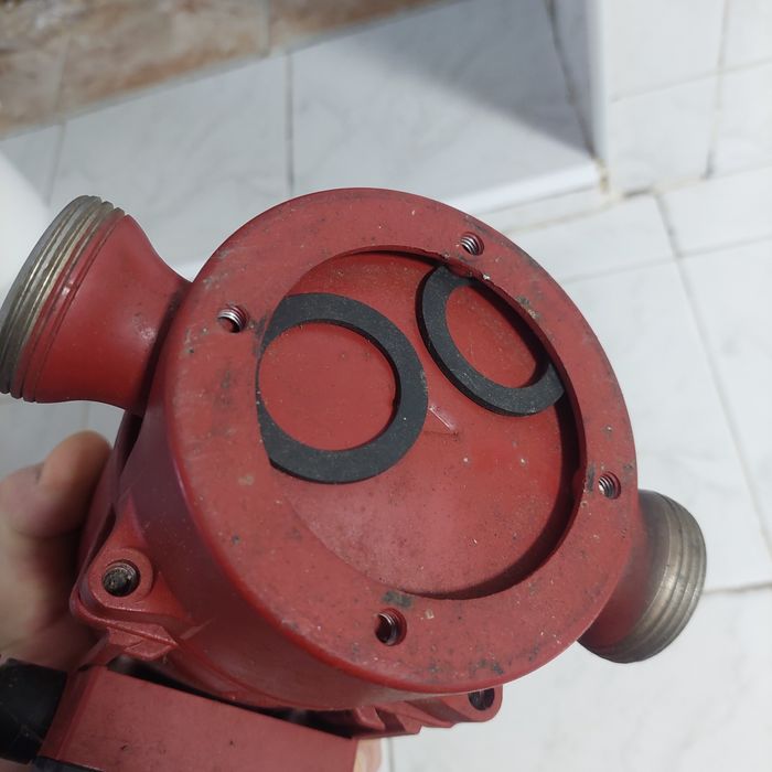 Grundfos  циркулационна помпа