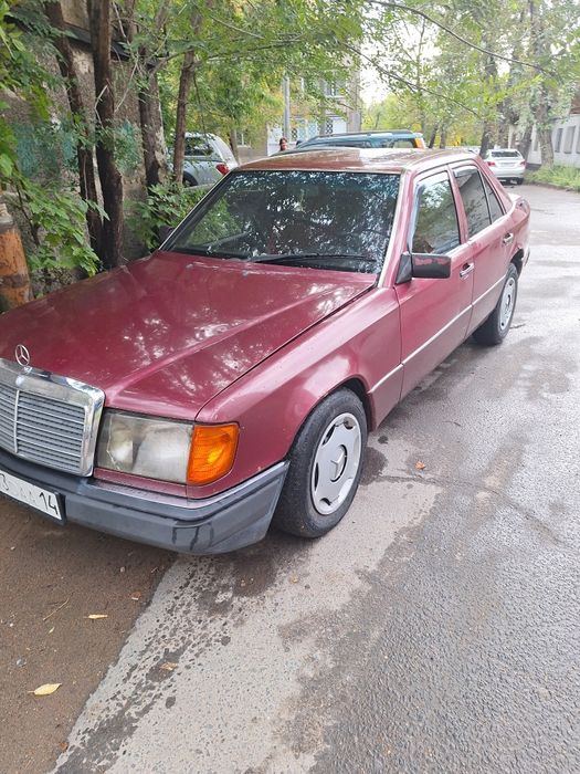 Мерседес 124 (автомат)