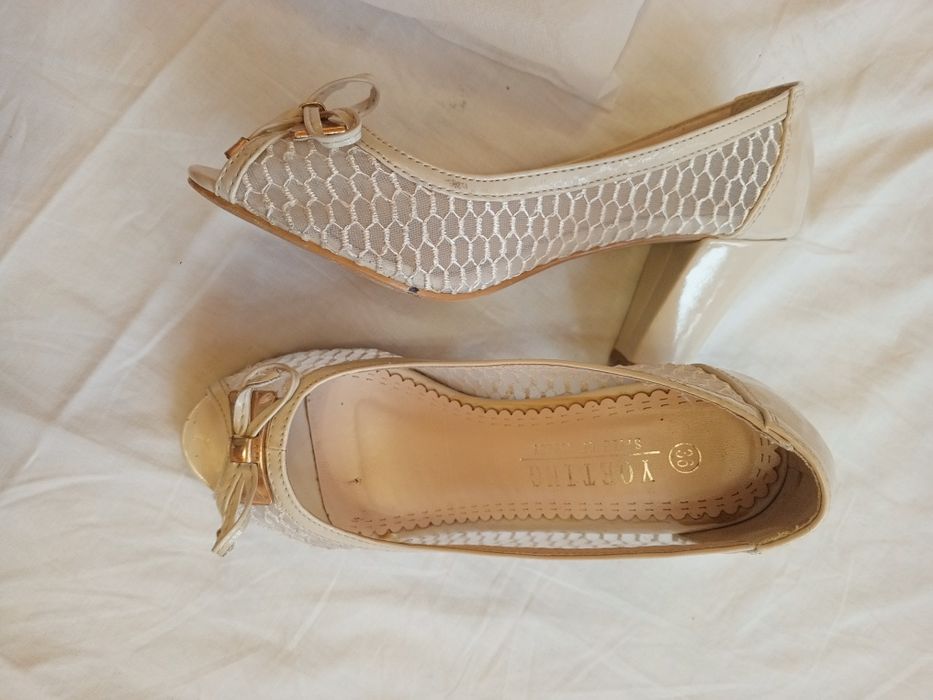 Женская обувь...