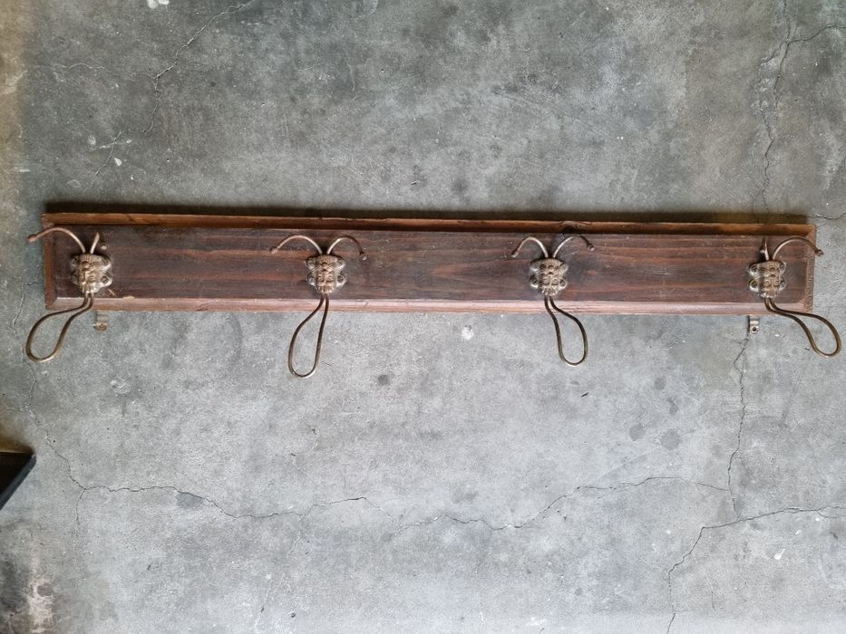 Старинна закачалка