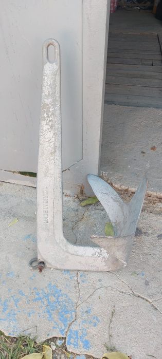 Продам Якорь Брюса