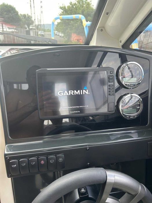 Ambarcatiune Quiksilver 675 Weekend cu Mercury 200CP an 2023