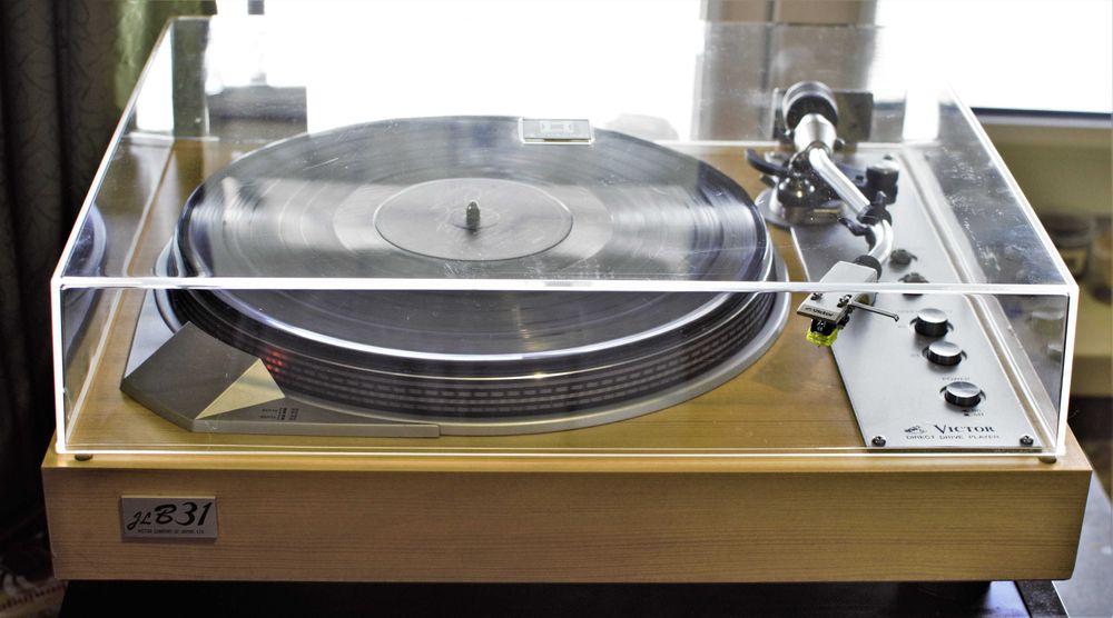 Проигрыватель виниловых дисков Victor JL-B31
