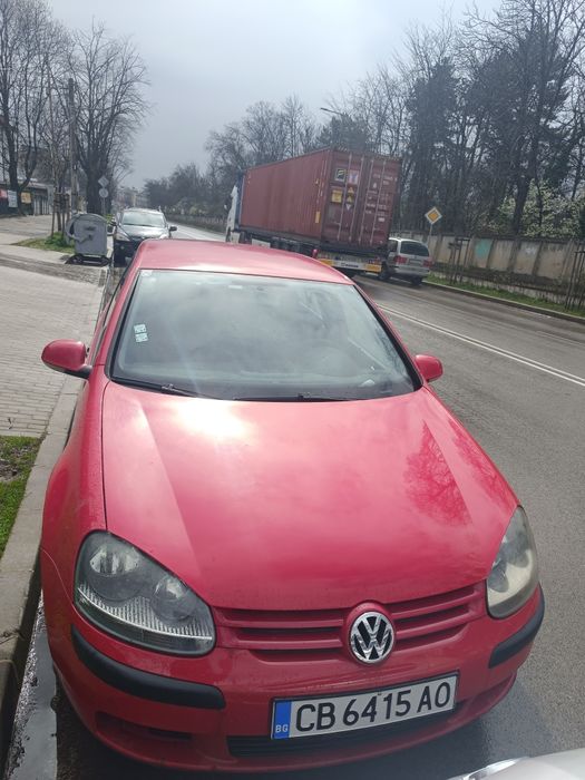 VW Golf 5 1.4 бензин 2004 повреден двигател / цяла
