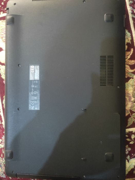 Noutbok asus 551