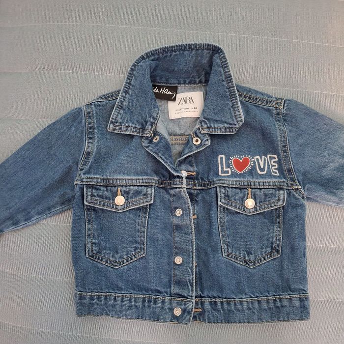 Комлект  на Zara 86 размер за момиче