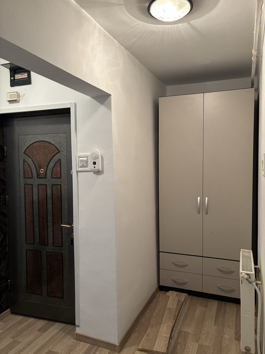 Inchiriez apartament 2 camere decomandat, mobilat si utilat
