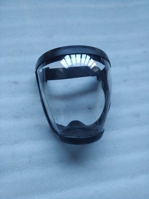 Защитная маска янги 100 минг