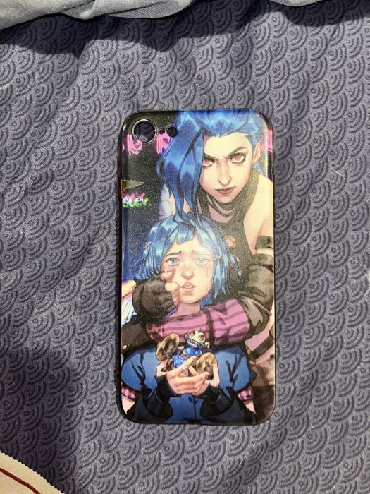 Чехлы на Iphone7