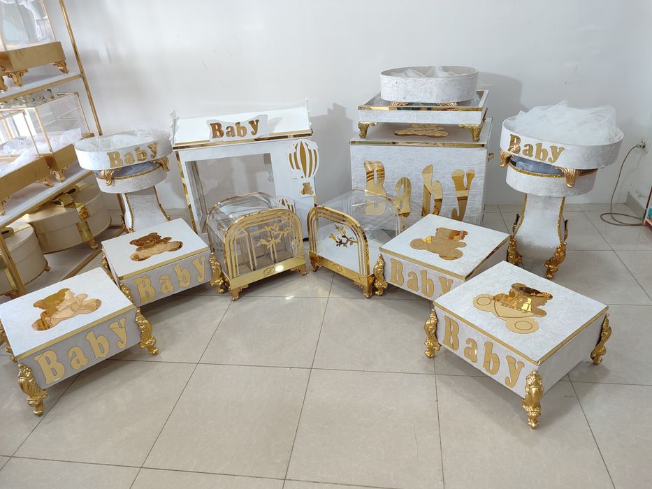 Zamonaviy oynali sarpo qutilari . Toʻy aksesuarlari