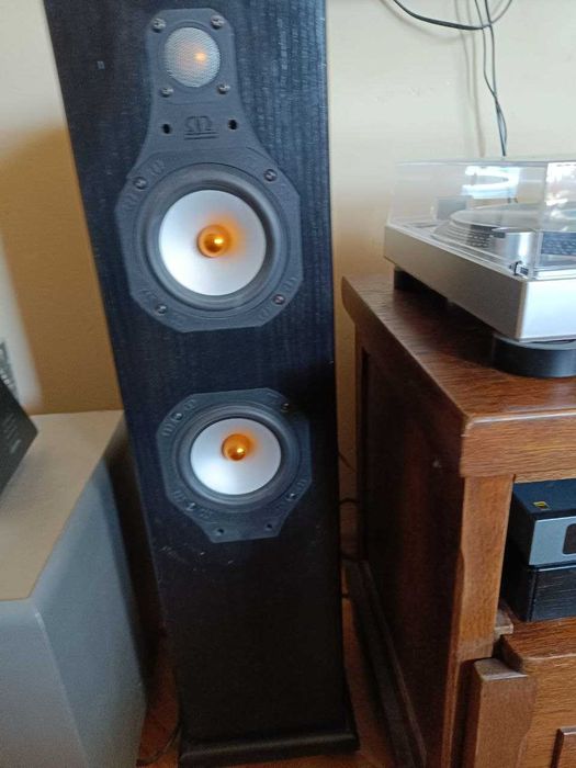 Комплект 3 броя тонколони: център и предни Monitor Audio Silver 5i 10i