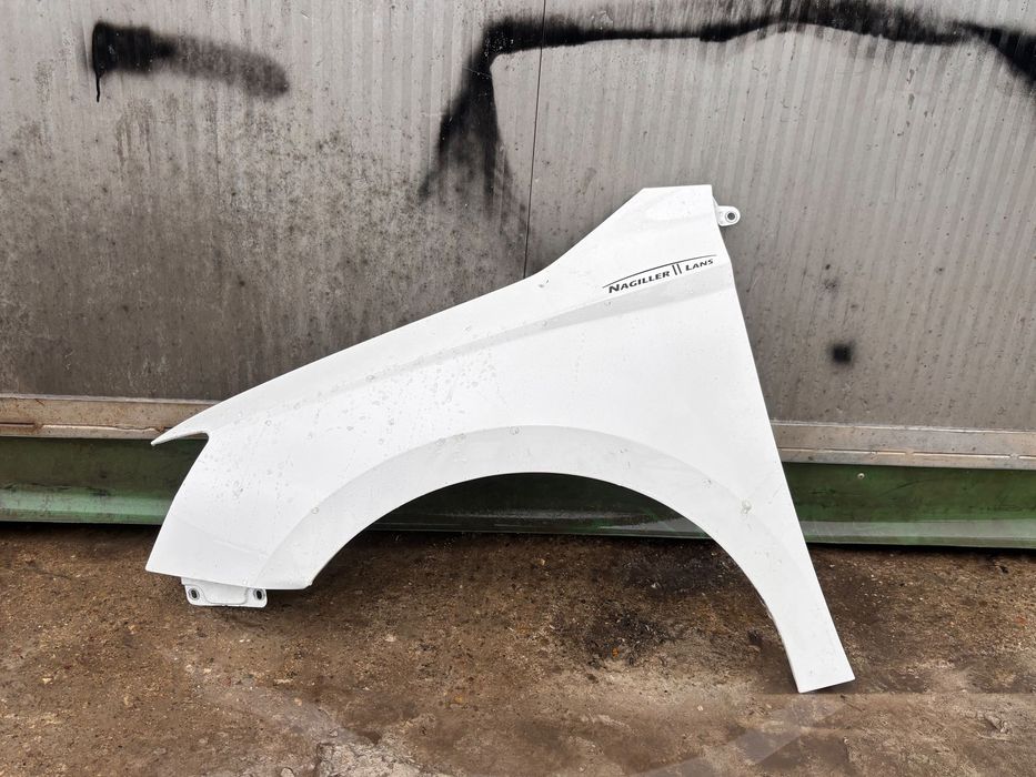 Преден ляв калник • Skoda Fabia 3 (2015–2019)