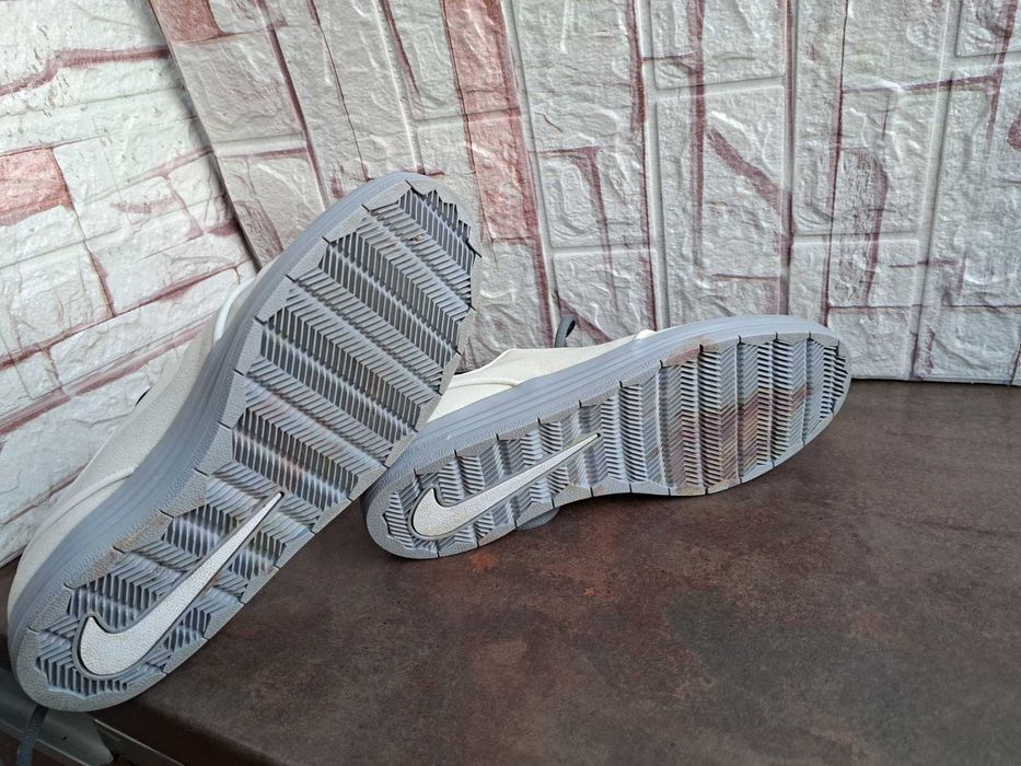 мъжки мокасини,летни обувки,еспадрили,найк,кецове
Nike,н.42