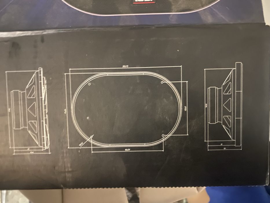 Колонки в машину (новые)