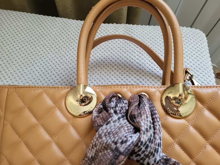 Сумка charles & keith