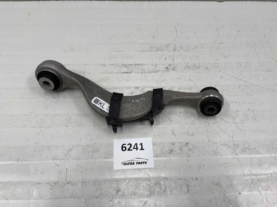 Заден ляв носач БМВ Заден десен носач БМВ